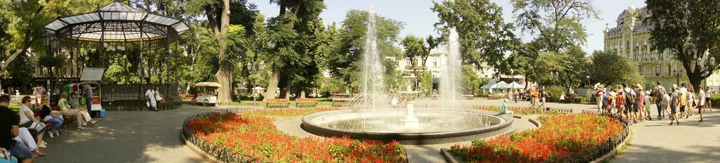 Shestaya Zhemchuzhina Odessa Exterior foto